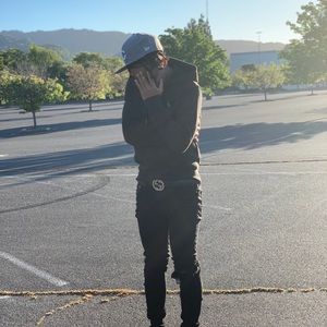 Meet your Posher, Joshua